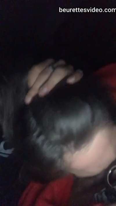 White French girl is deep throating an Arab cock - Fran&ccedil;aise fait une gorge profonde sur une bite de rebeu