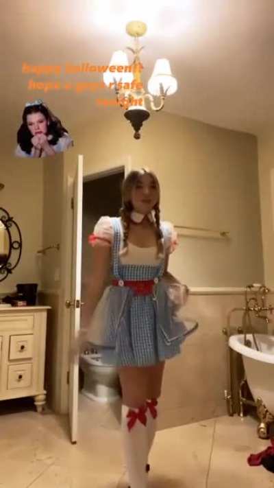 I like Halloween :)