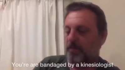 Soldano en un video