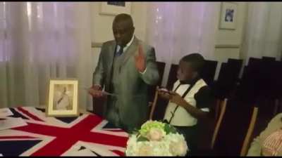 Big man Tyrone is a loyal subject of the Queen 🇬🇧