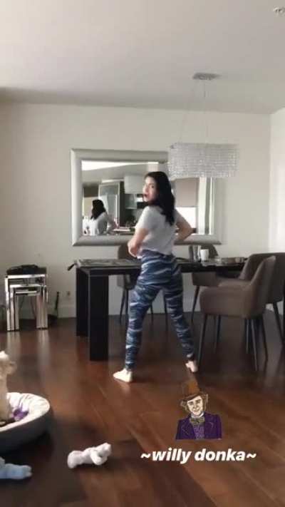 Camila mendes