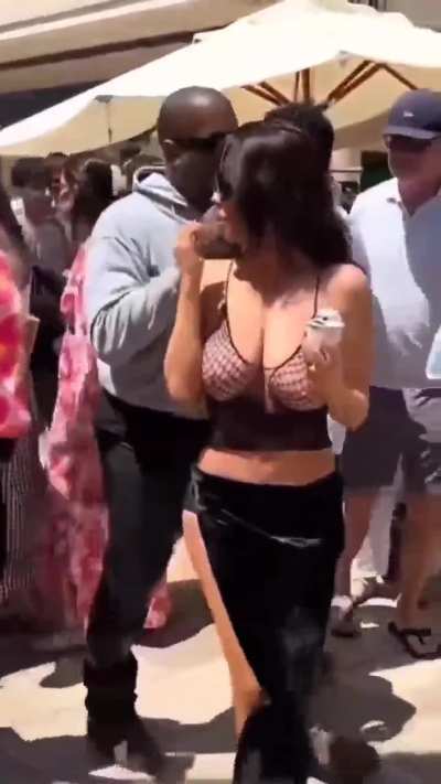 Bianca Censori