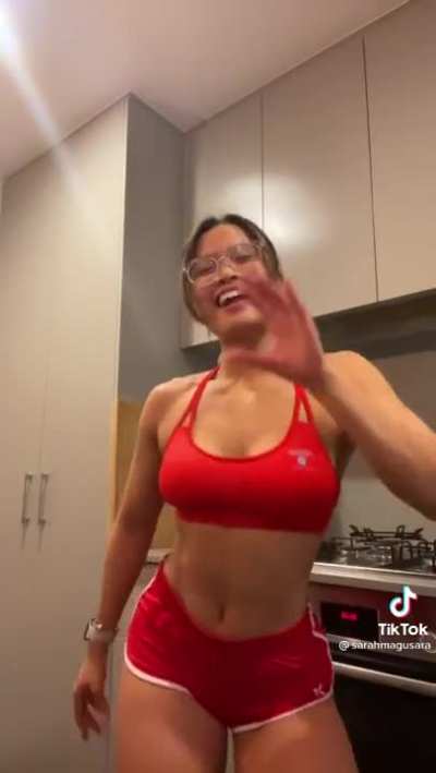 Hot Sarah Magusara Video