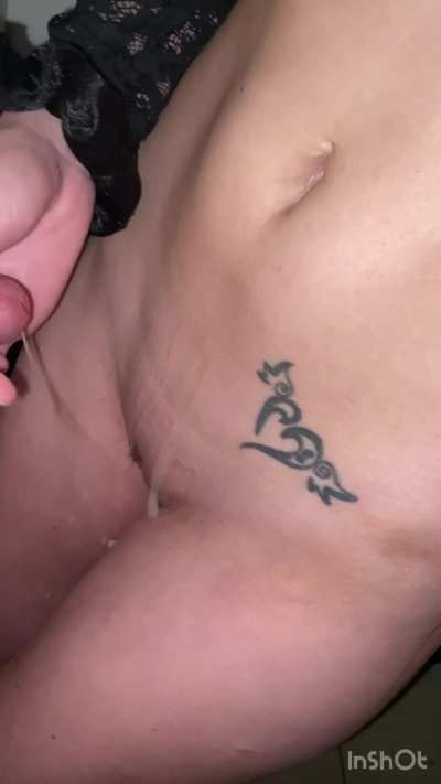(Fm) first time at the glory hole! Hubby watched me make this stranger shoot a huge load of cum all over my pussy!!🤭😈