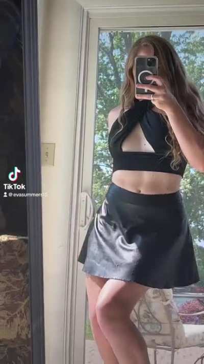 &eth;&yen;&micro; ooooweeee this skirt &eth;&eth;