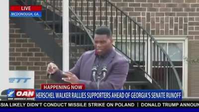 Herschel Walker rambles on about a vampire movie he watched