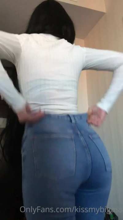 🤤