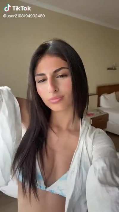 brunette