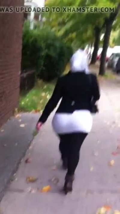 Big ass hijab