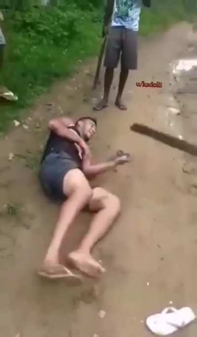 Ne dövdüler be