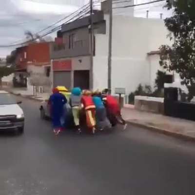 Nadie se salva solo