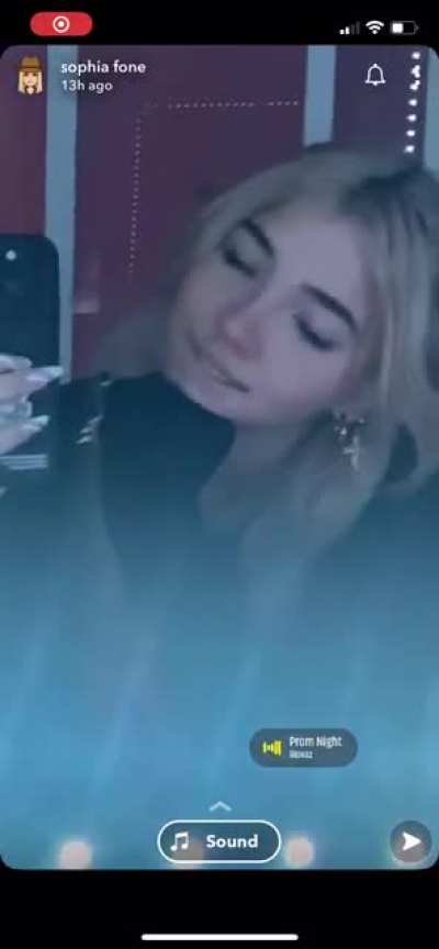 lip bite 🫦