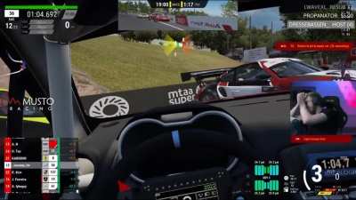 Wanna know how multi class racing is on ACC?
