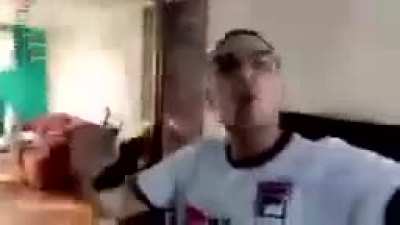 Cristianghost con s&iacute;ntomas de locura y m&uacute;sica sin copyright