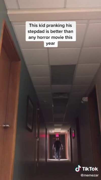 This kid scaring his dad is better than watching any horror movie this year