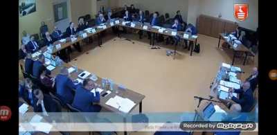 Kraśnik szuka definicji skr&oacute;tu L. G. B. T.
