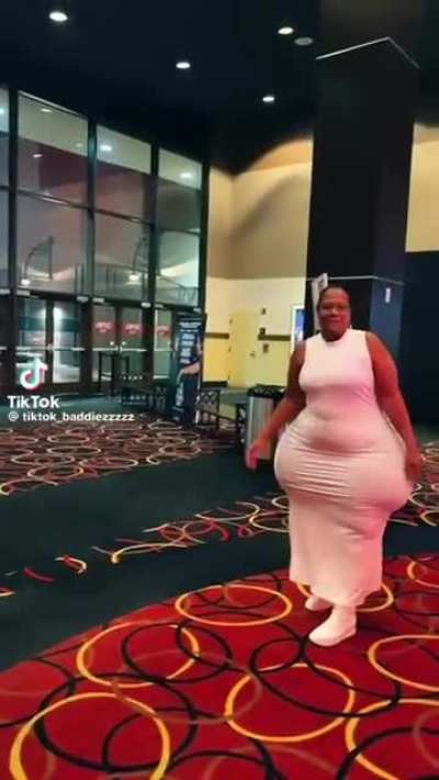 Curvy Aunty Walking away