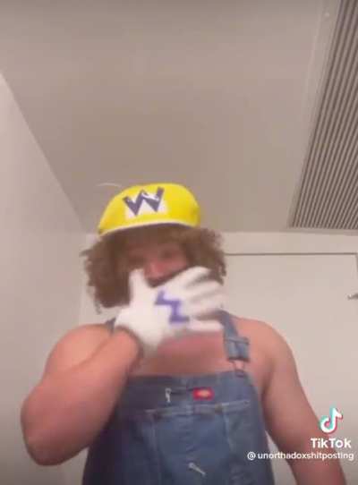 Wario is scared of weemen