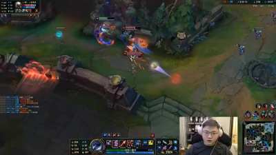 Uzi 1v2 outplay on Varus