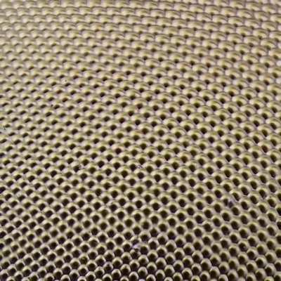 The way a fly's eye lenses line up