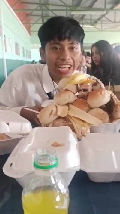 Bro acha que &eacute; Don pollo🔥💀‼️❓️