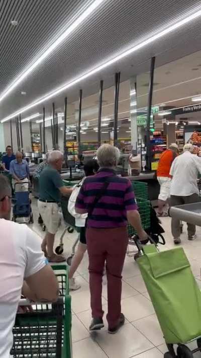 &Acirc;&iquest;En vuestros pueblos tambi&Atilde;&copy;n ten&Atilde;&copy;is una invasion diaria a las 9:00?