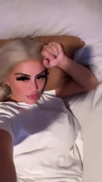 @danii.banks ig