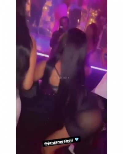 Ass Top