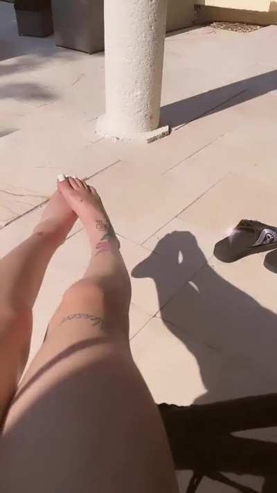 Feet on a swing