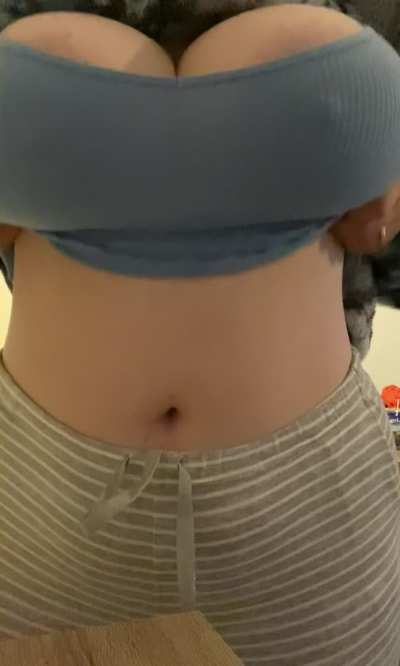What do you think of my cute new crop top? I prefer it off&hellip; [drop]