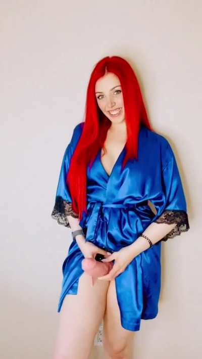 When I open the robe, you better open up that slutty little mouth 👄