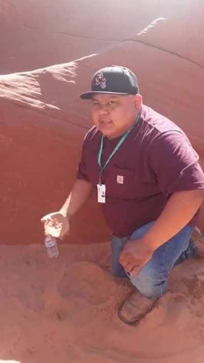A neat demonstration of how the Antelope Canyon was formed
