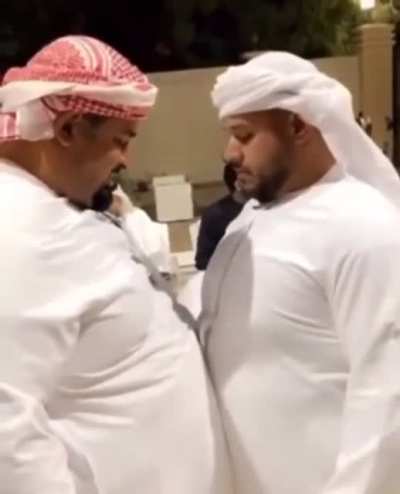 blursed_🤝
