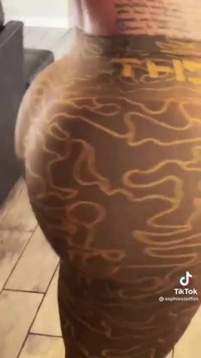 That&rsquo;s a thick woman