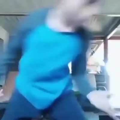 POV: Te cruzaste con el mejor amigo del Santi
