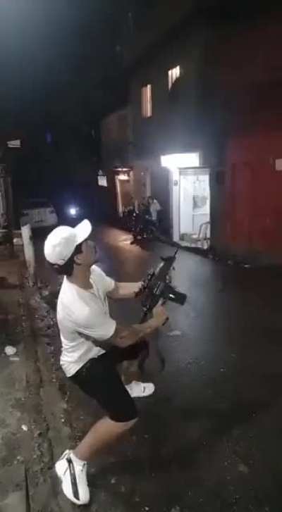 Agora, no Rio...