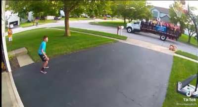 Hyping the boy&rsquo;s hoop shot
