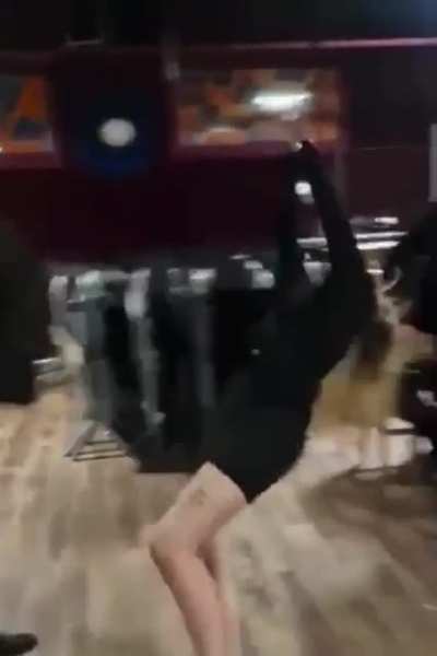 Girl gets giga clapped after insulting provoking and slapping a man.