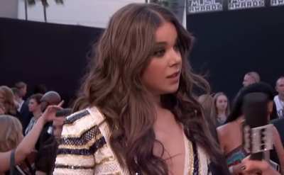 Hailee Steinfeld