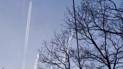 Just saw 7 military planes flying overhead in unison