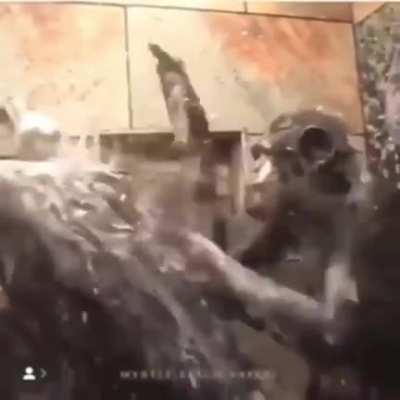 Peruanos bañandose