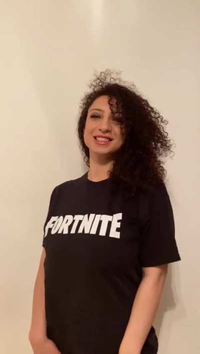 the tshirt is deceiving
