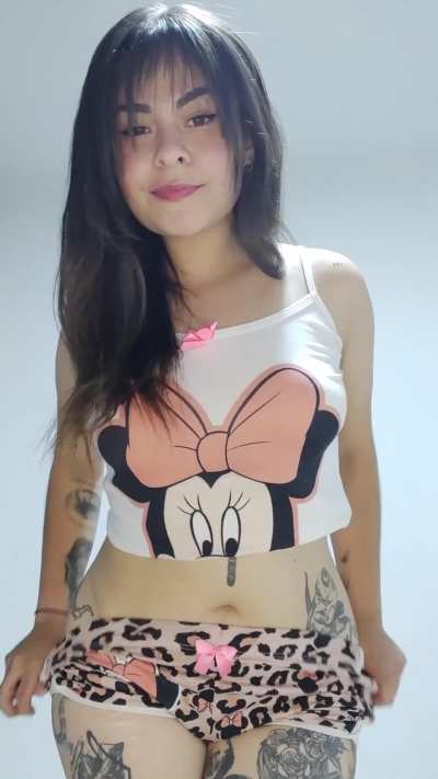 Love me!
