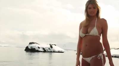 Kate Upton&rsquo;s hottest antarctica clips