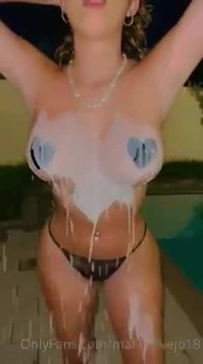 $5 Malu Trevejo Mega