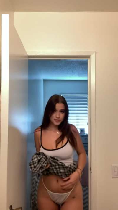 While I was getting ready for school I got a little horny... I just had to show you
