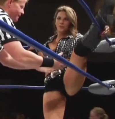 Mickie is a very naughty milf