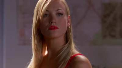 Yvonne Strahovski