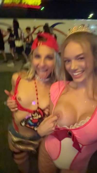 We love flashing together