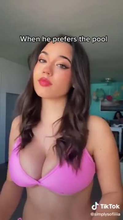 @simplysofiiiia